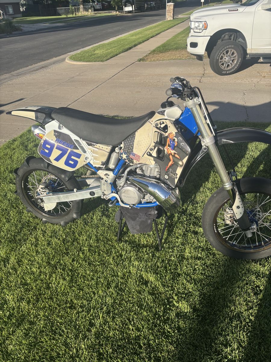 Honda CR500 2-Stroke Hillclimb / Sand Bike with Paddle Tire & Front Slick