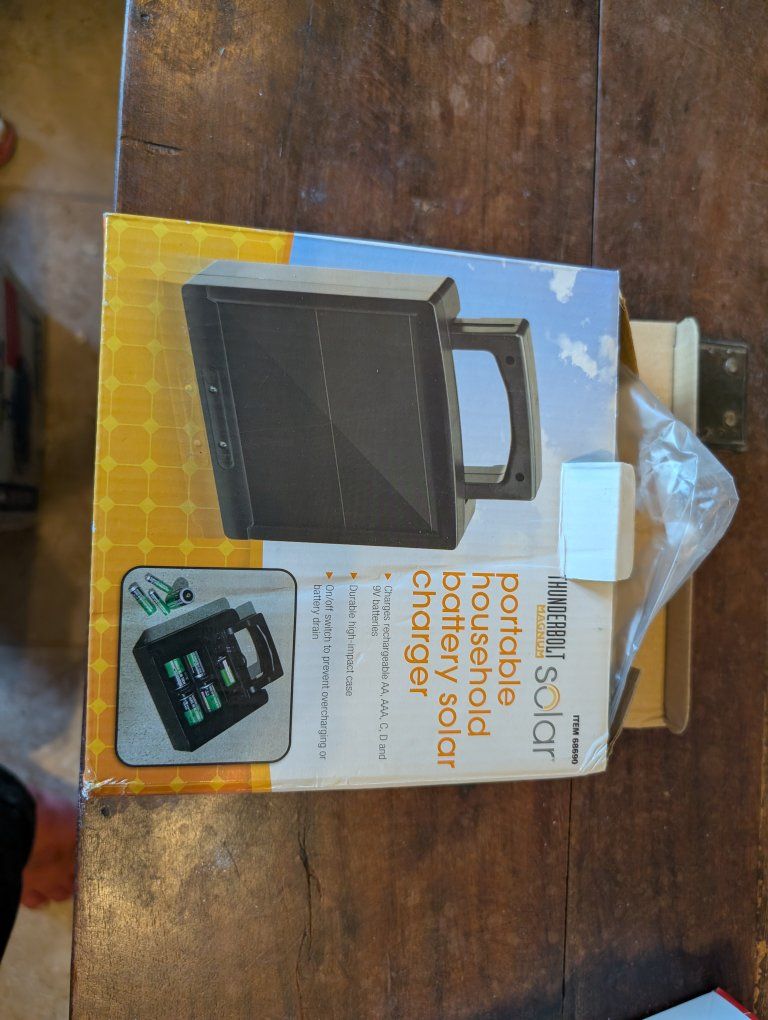 Solar battery charger