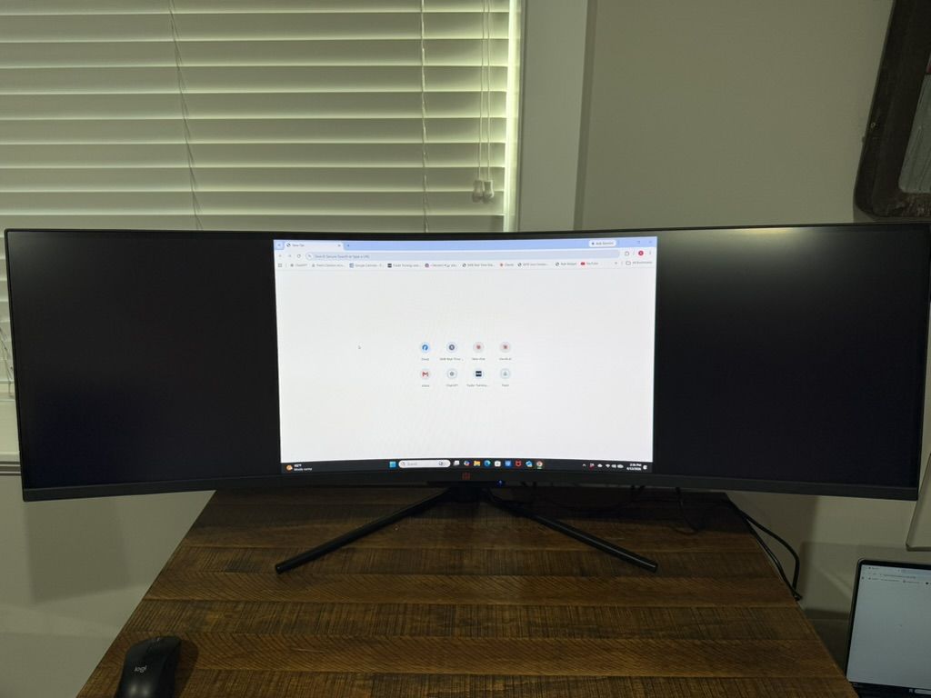 DECOGEAR 49" CURVED GAMING MONITOR