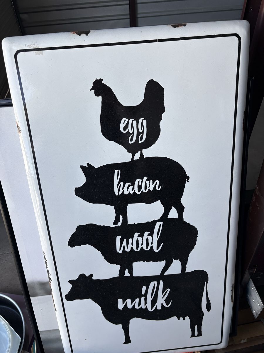 Farmhouse Style Animal Stack Egg Bacon Wool Milk Metal Sign Wall Decor