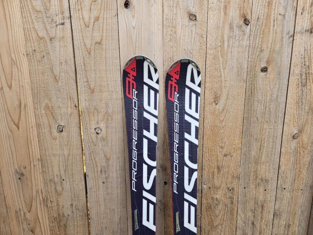 Men's 160 cm Fischer Skis Adjustable Bindings