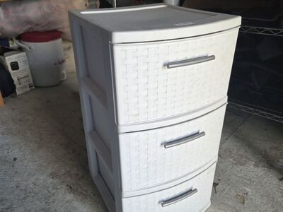 Sterilite 3-Drawer Plastic Storage Cabinet OBO
