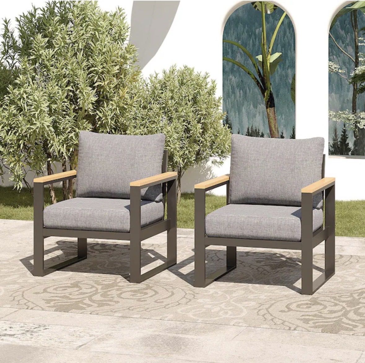 Outdoor chairs x2