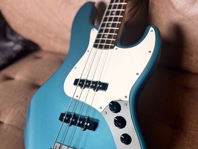 Squier Affinity Jazz Bass