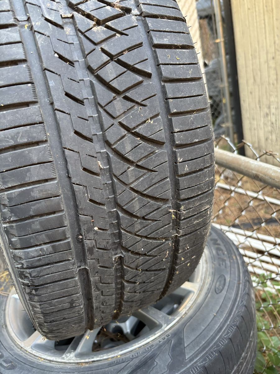 Used 245/35R20 95W Tire - Good Tread Life, All-Season Performance