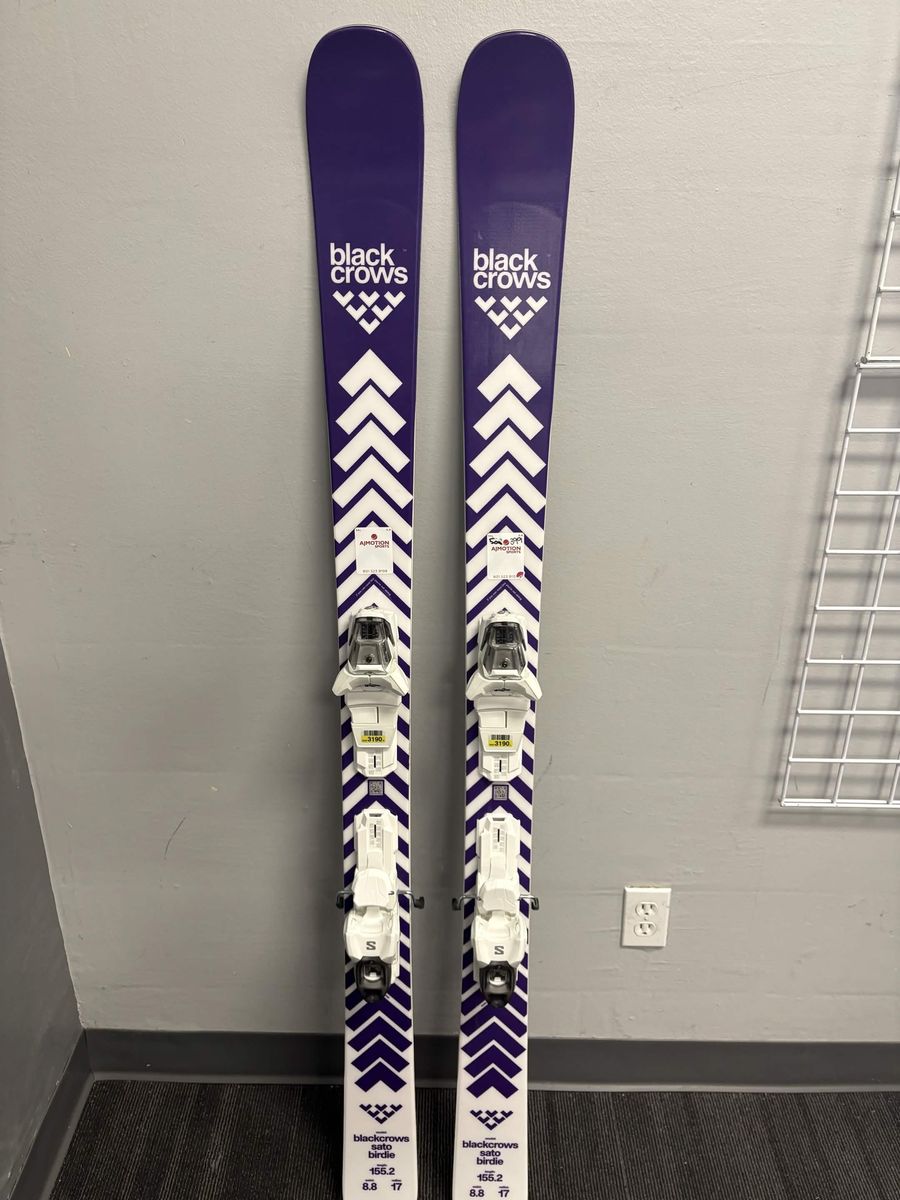 Black Crows Sato Birdie 155cm Demo Skis w/ Salomon M10 GW Demo Binding- New 2026