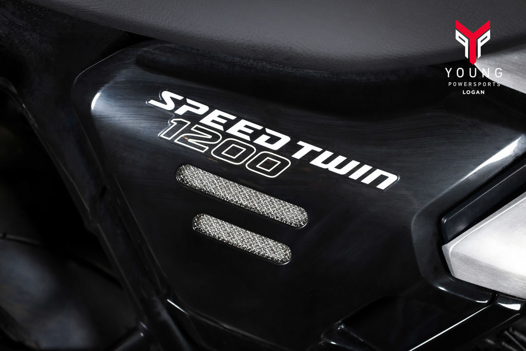 2025 Triumph Speed Twin 1200 RS Baja Orange/Sapphire Black