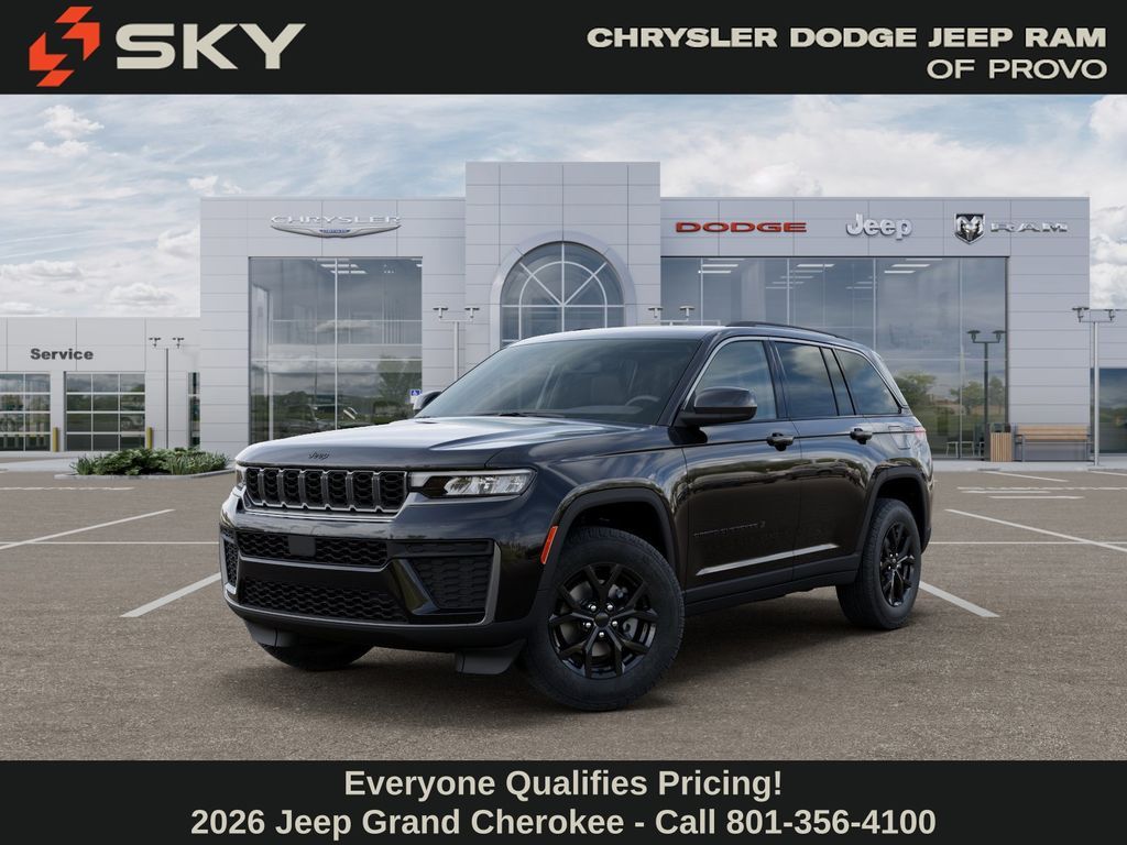 2026 Jeep Grand Cherokee Laredo Altitude