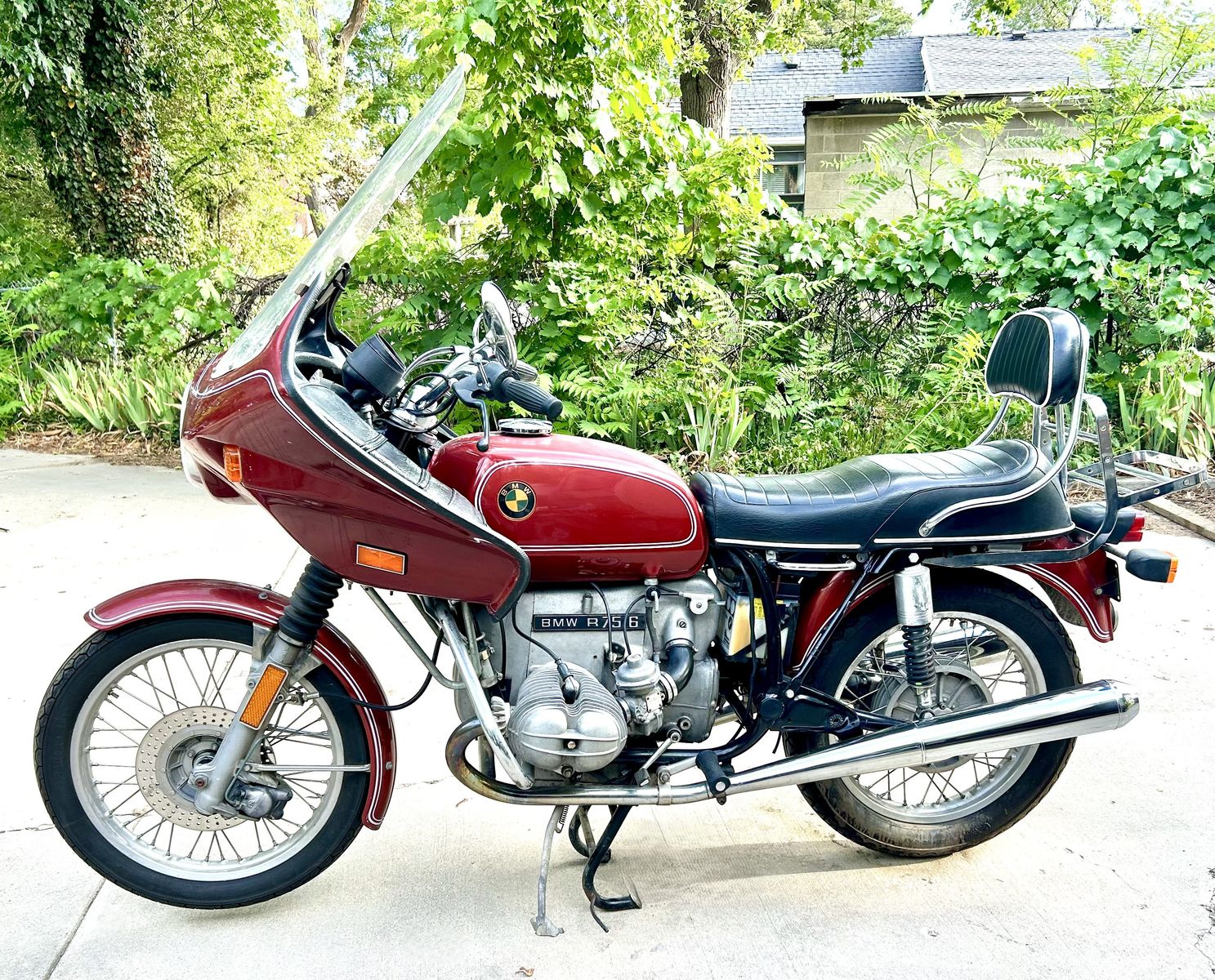 BMW R75/6 Motorcycle Vintage Red, Classic Bike with Vetter Fairing & Backrest