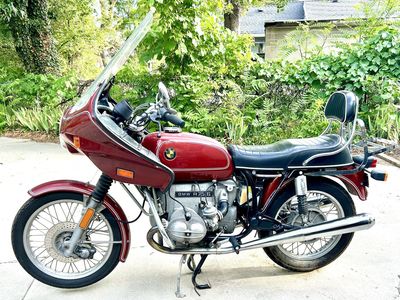 BMW R75/6 Motorcycle Vintage Red, Classic Bike with Vetter Fairing & Backrest