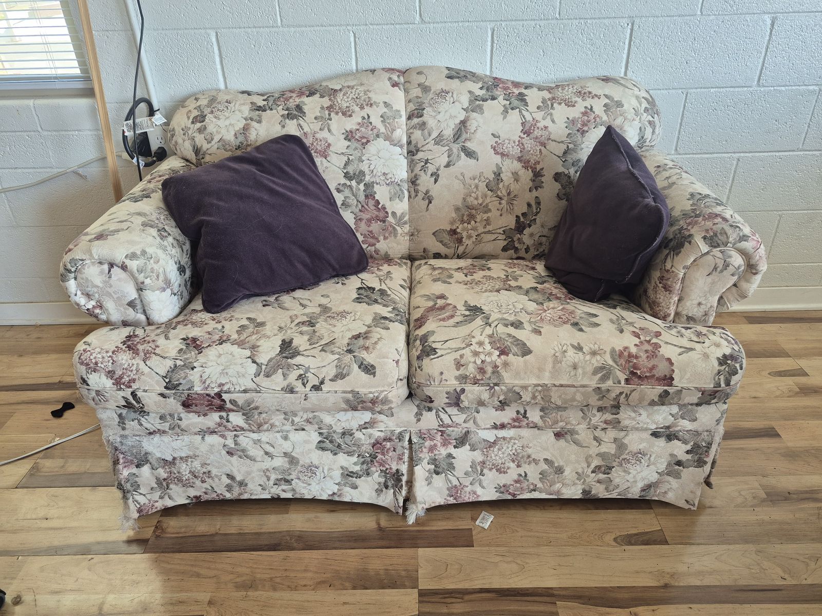 Main image 2