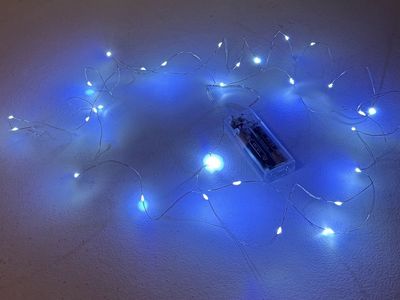 LED Fairy Light Strand – Blue