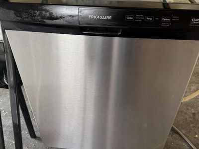 Frigidaire Dish washer