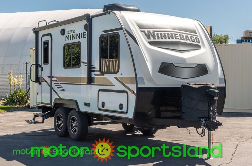 2021 Winnebago Micro Minnie 1708FB Rear Bath Rear Entertainment