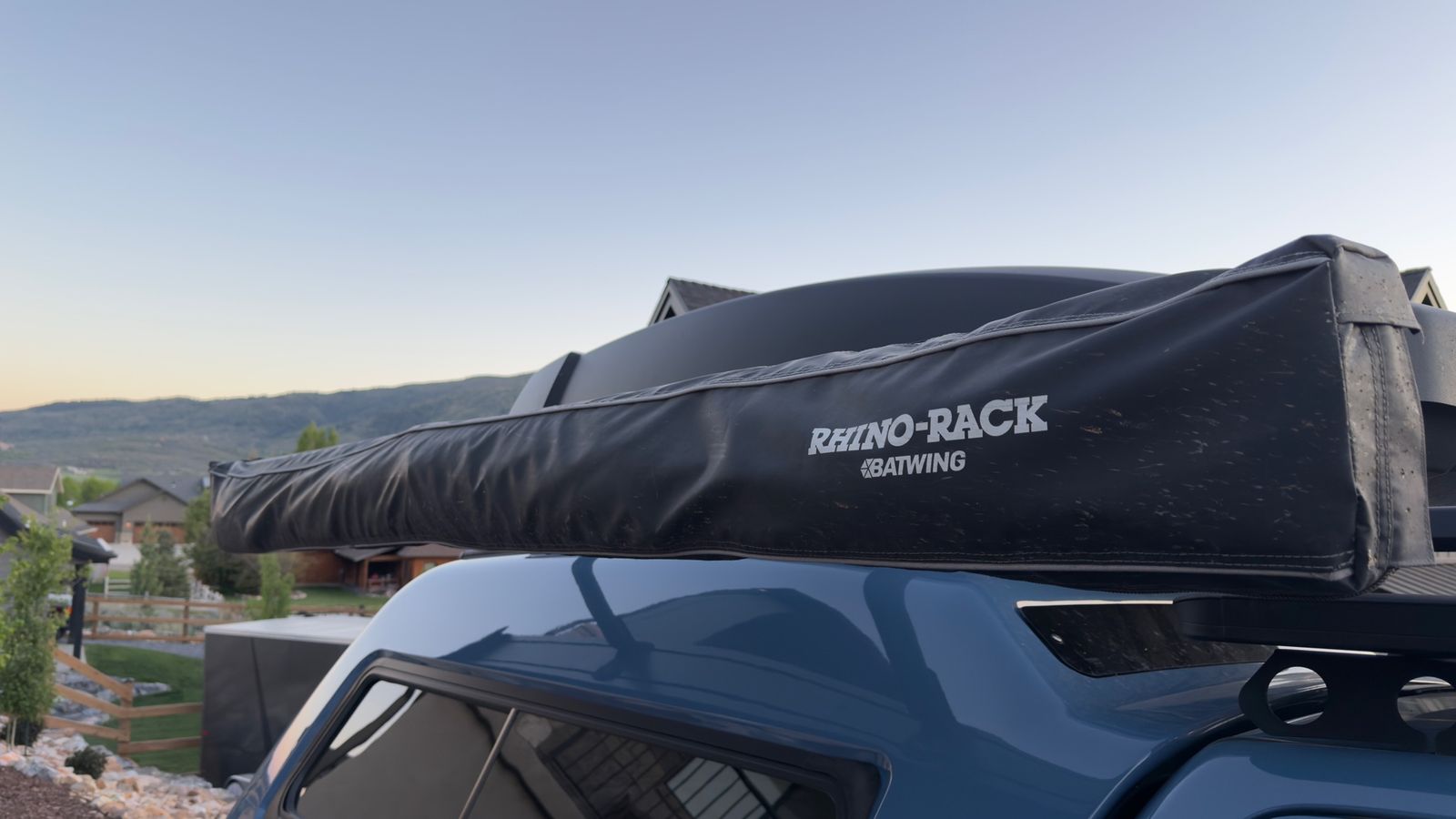 Rhino Rack Batwing 270 Degree Awning