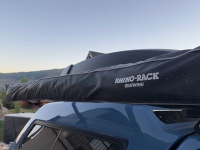 Rhino Rack Batwing 270 Degree Awning