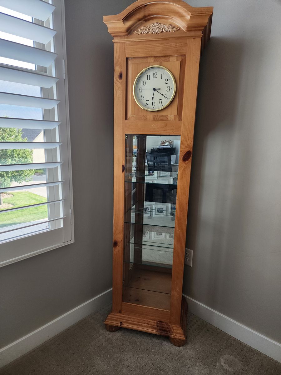 Beautiful clock/display case