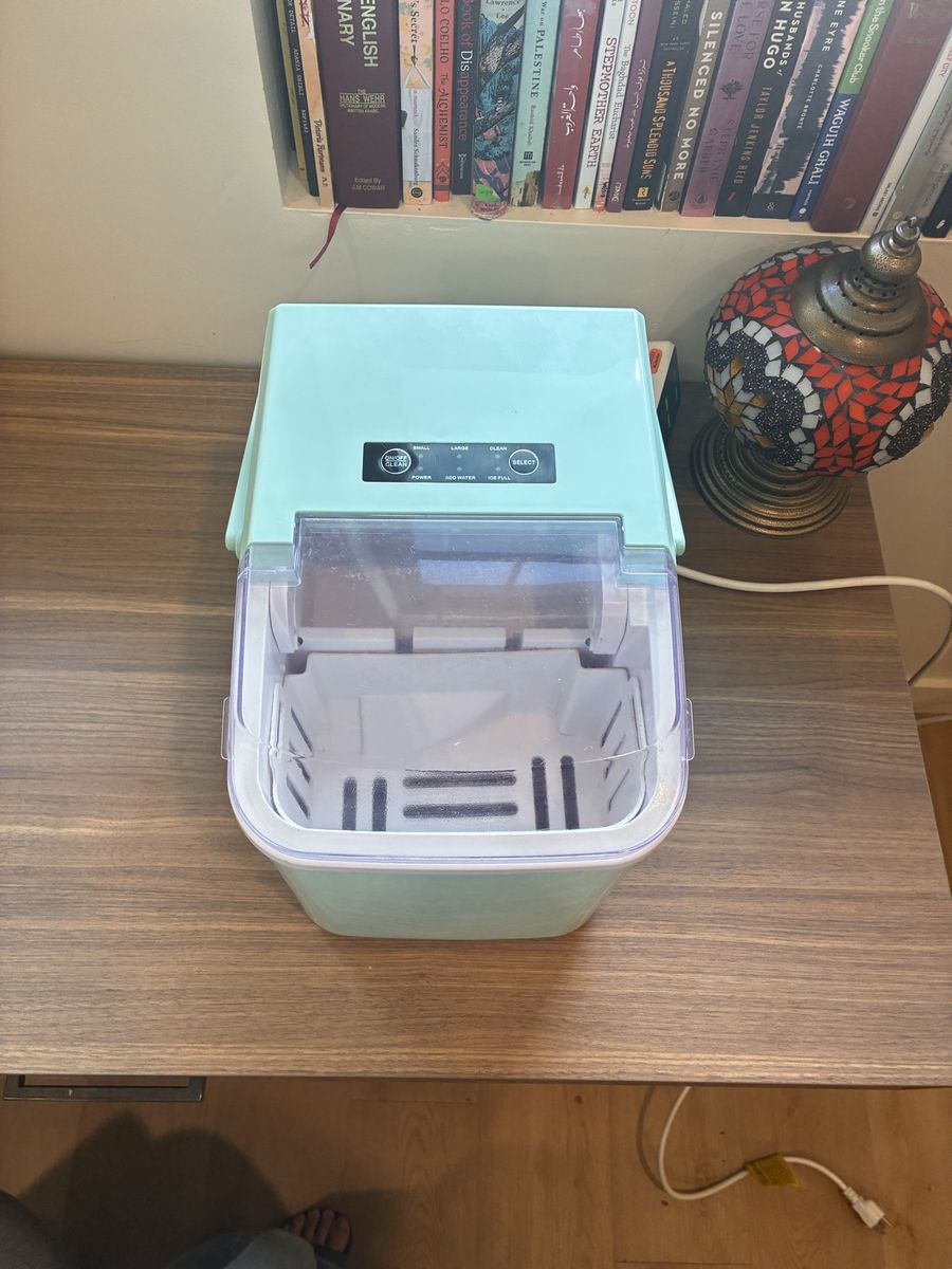Ice Maker – Mint Green