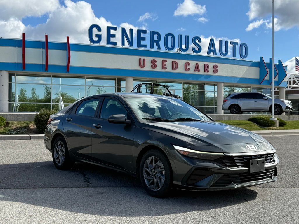 2024 Hyundai Elantra SEL