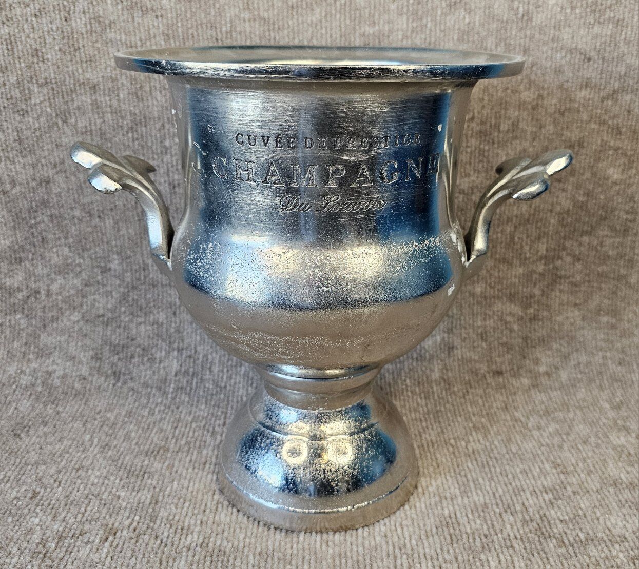 CUVEE DE PRESTIGE Champagne Du Louvois Wine Cooler