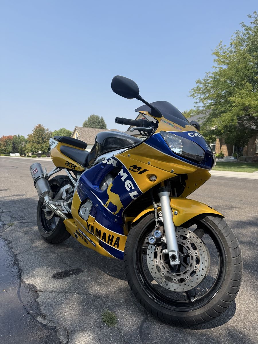 1999 Yamaha R6