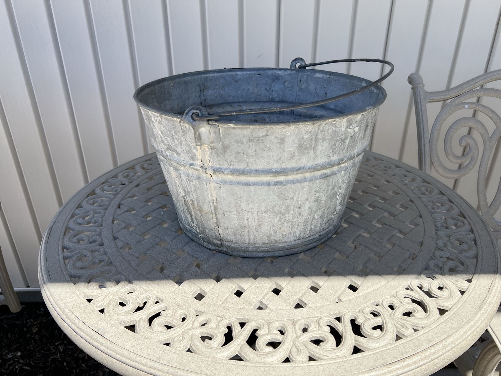 Main image 2