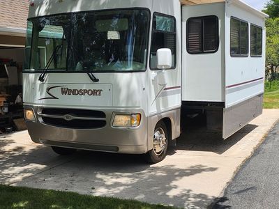 2001 35' Windsport Class A Motorhome