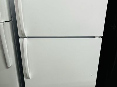 Frigidaire Refrigerator 14.6 Cu Ft