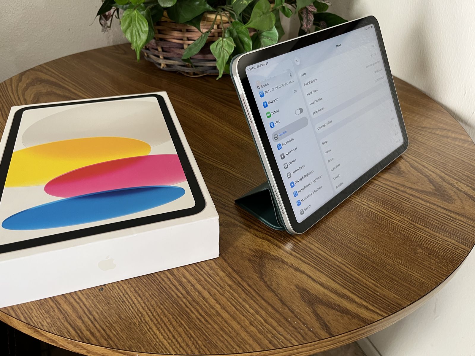 iPad 10th Generation 64GB