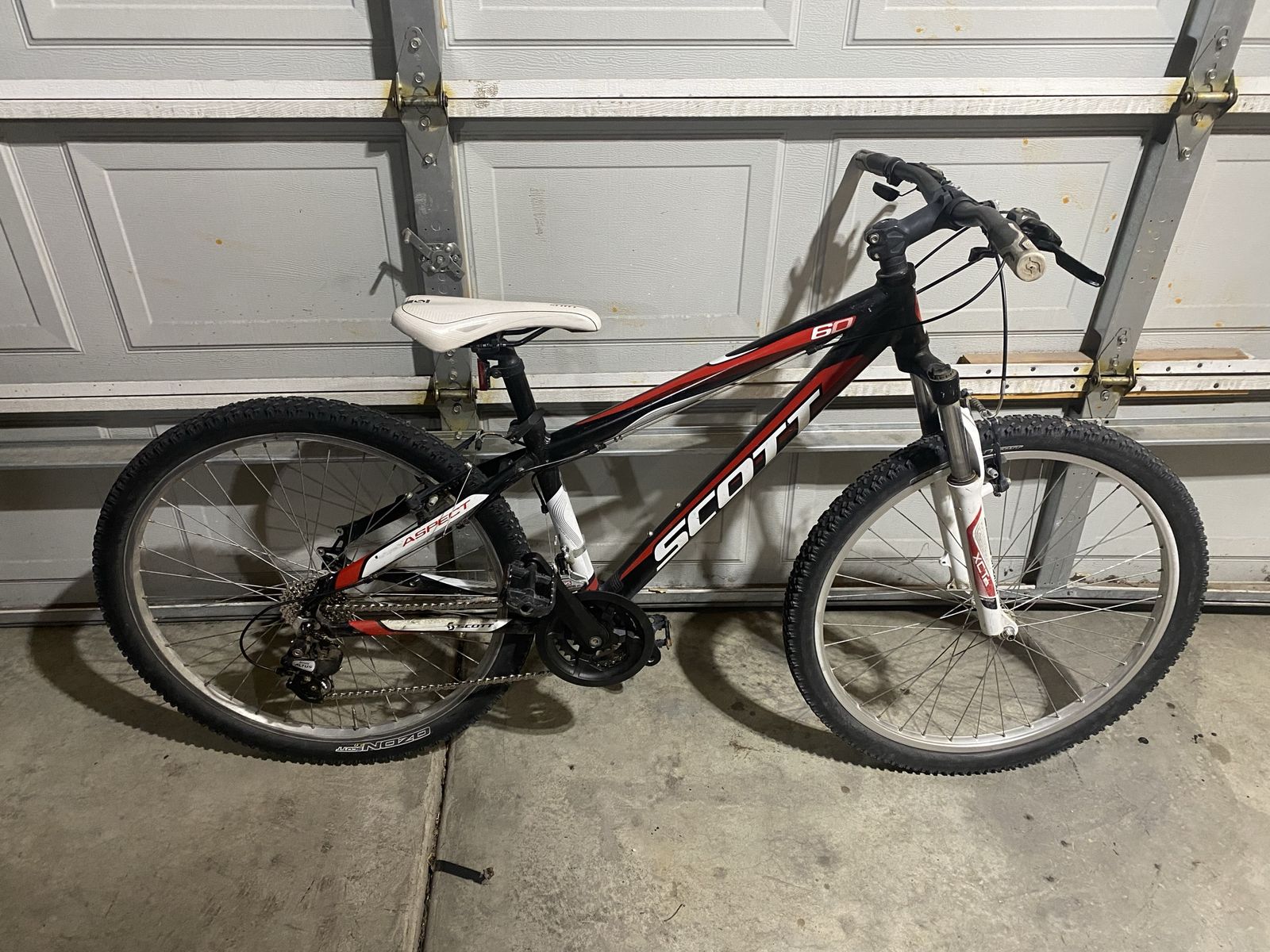 26” wheel Scott XS frame