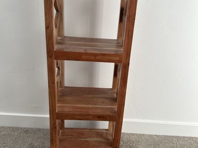 TREEHOUSE Acacia Wood 4-Tier Display Shelf Brown, Decorative Carved Sides