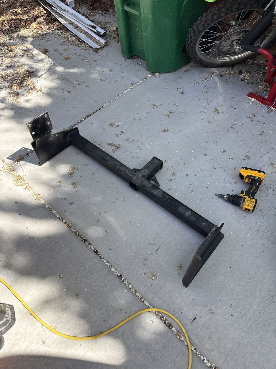 Sprinter 3500 Rear Step Hitch