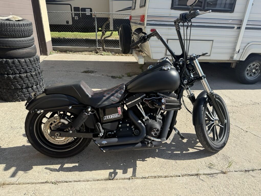 2014 Harley Davidson Steet Bob Dyna FXDB