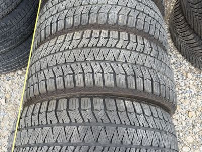 235-45-17 Bridgestone Blizzak (Set of 4)