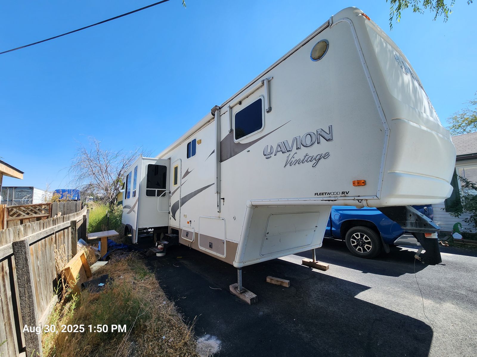 5th Wheel Trailer