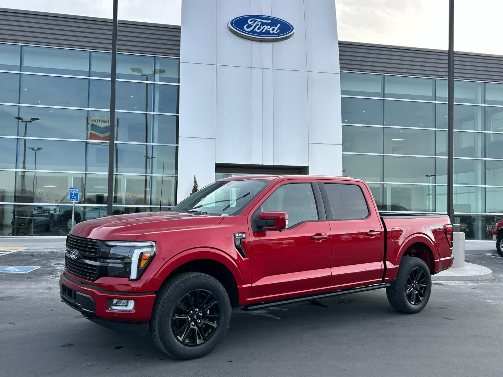 2025 Ford F-150 Platinum