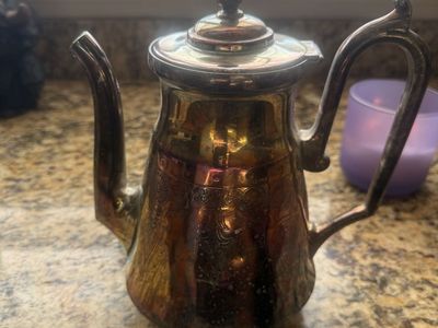 Vintage SilverPlate coffee/Tea Pot