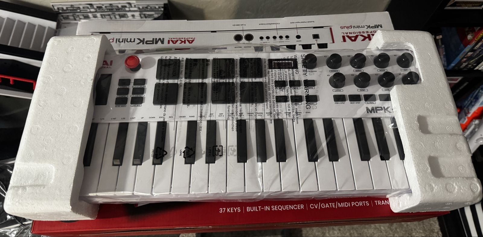Akai Professional MPK Mini Plus Keyboard