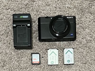 Sony Cyber-shot DSC-RX100 III