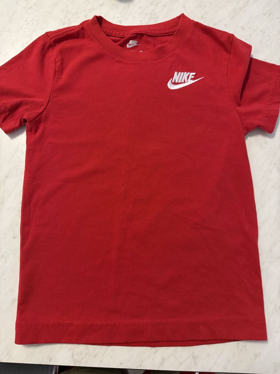 Nike Red Short Sleeve T-Shirt for Kids with White Logo - Size 5-6