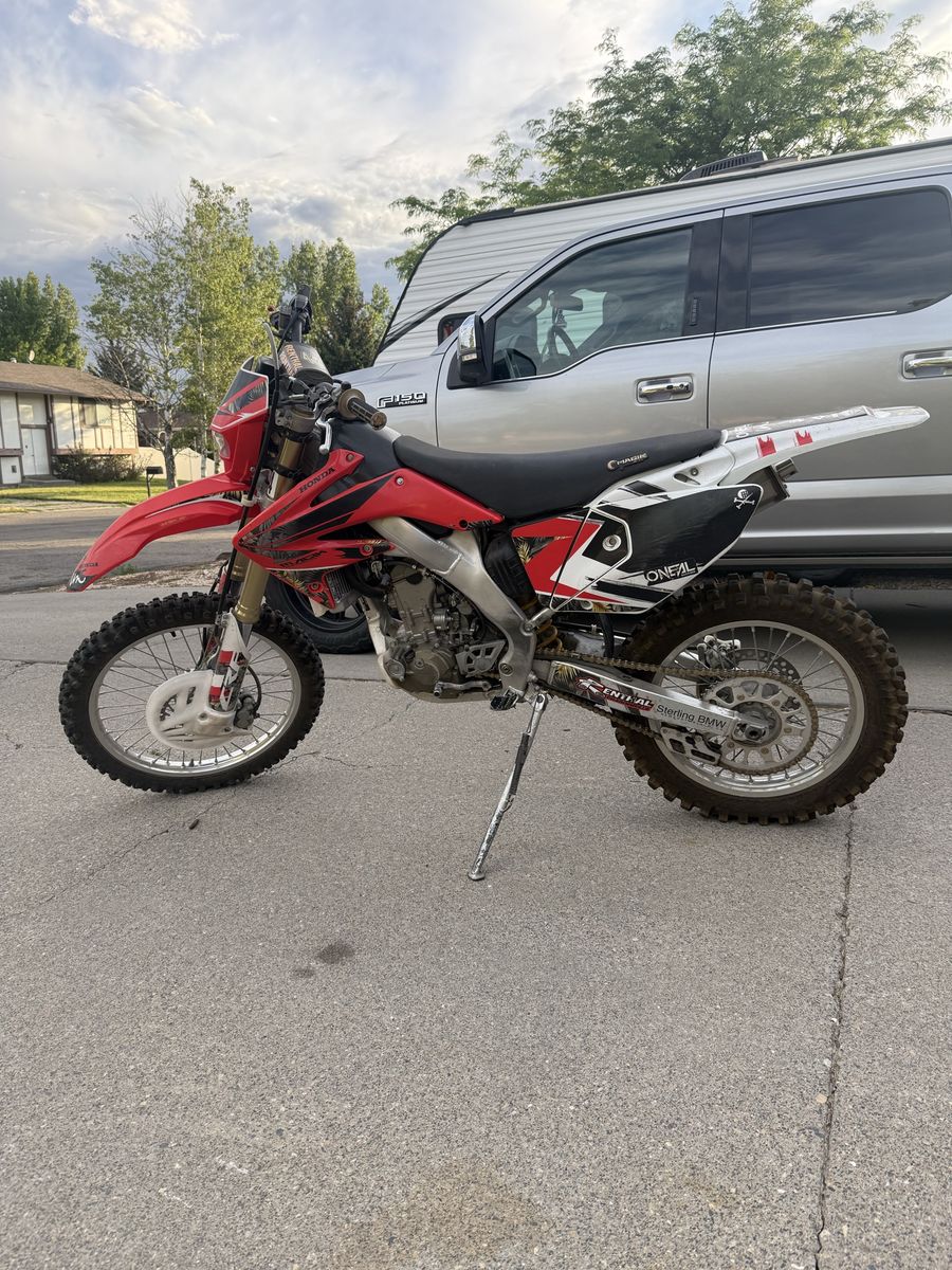 2005 Honda CRF250X Dirt Bike - Fresh Top End, Electric Start, Clean Title