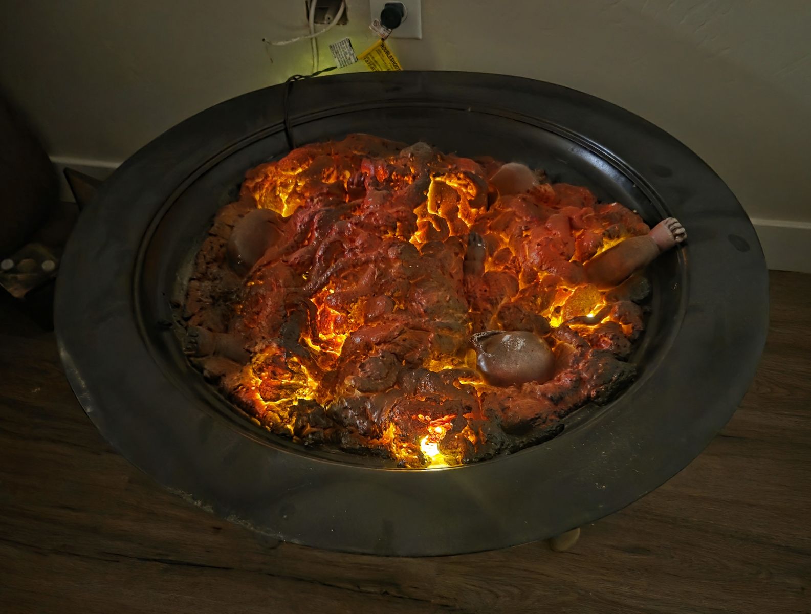 Main image 2