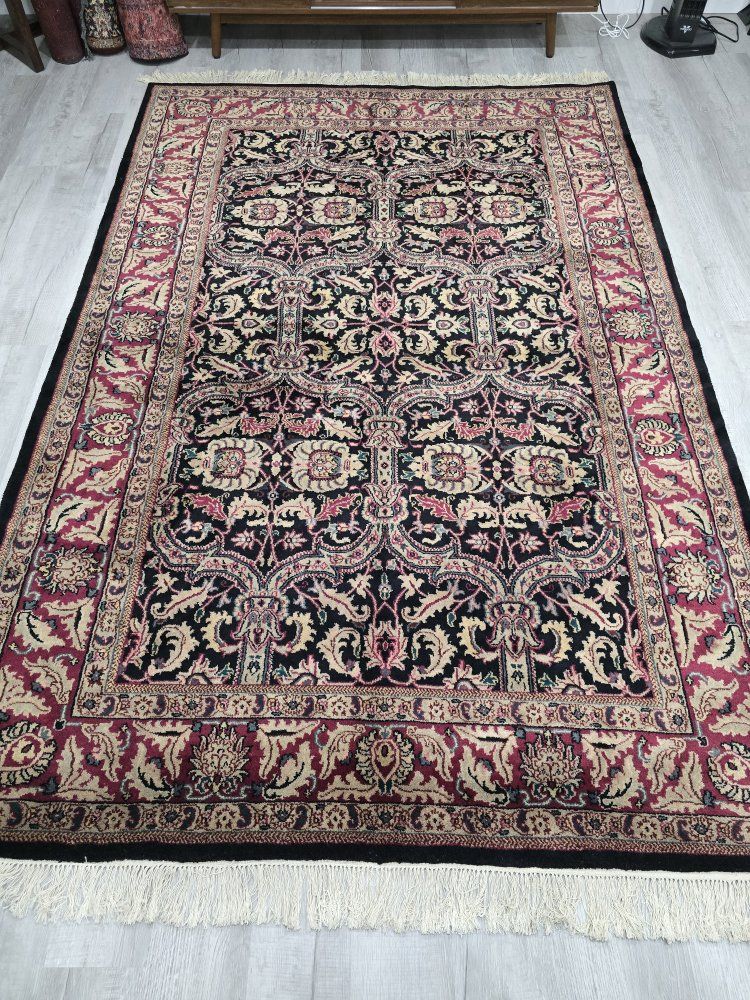 6x9 New Handknotted Wool Rug, Red and Black