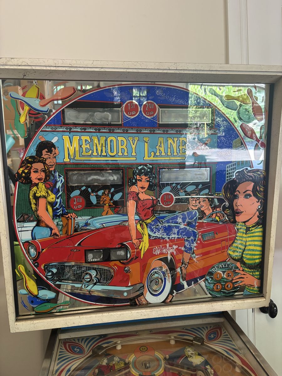 Vintage Stern Electronics Inc. 'Memory Lane' Pinball Machine - Classic Arcade Fun