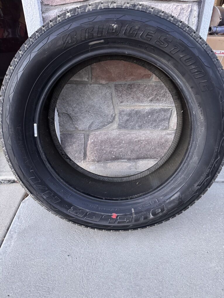 Bridgestone Dueler H/L Alenza (275/55R20 113T)