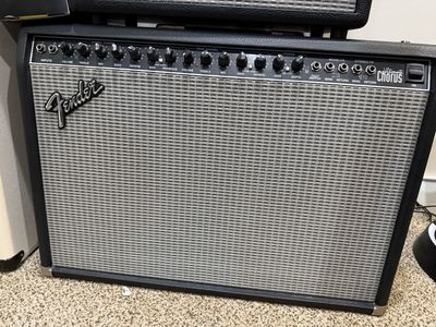 Fender Ultimate Chorus Electric Guitar Amp