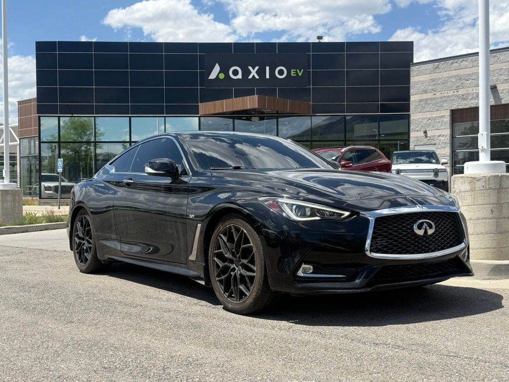 2018 Infiniti Q60 3.0t LUXE