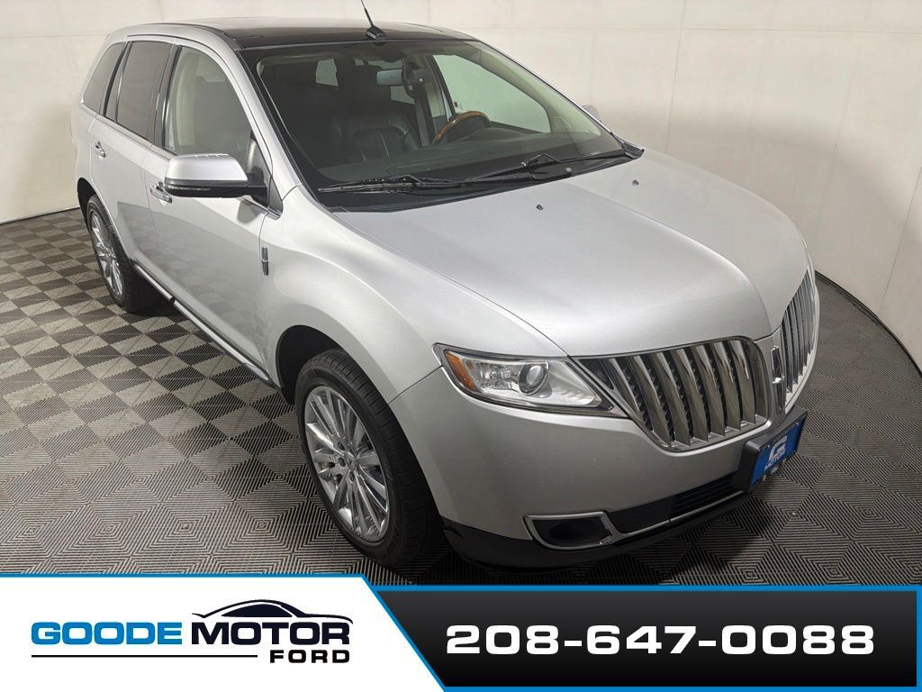 2013 Lincoln MKX Base