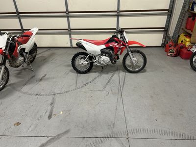 2018 crf110f