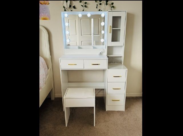 Kids Vanity